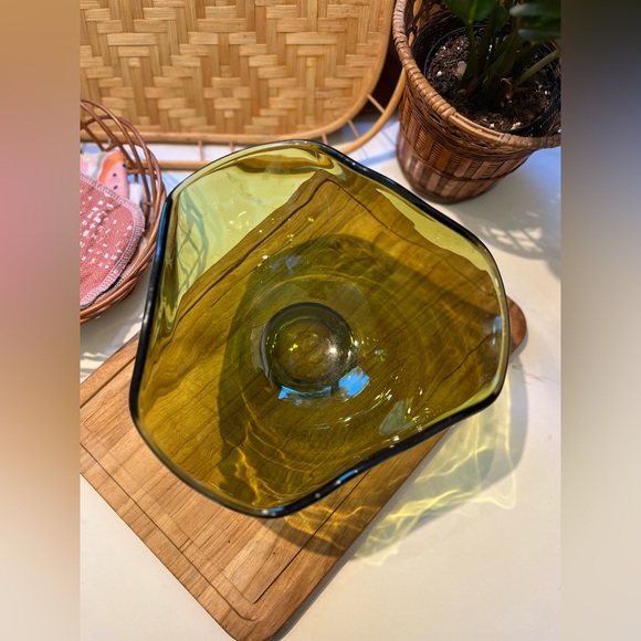 Vintage MCM olive glass serving bowl - Picture 3 of 6